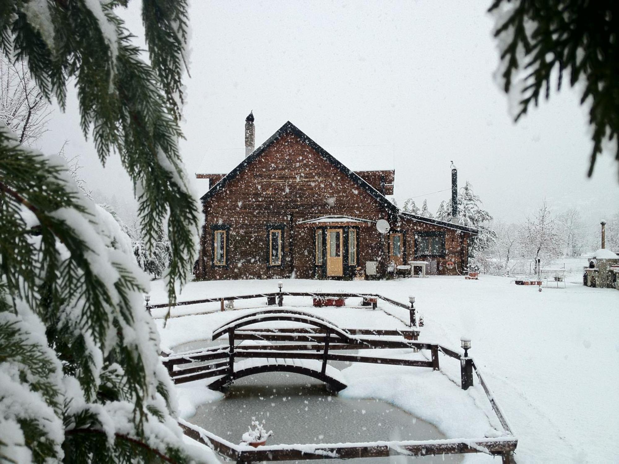 Agroktima Armonia Guest House Karpenisi Exterior photo
